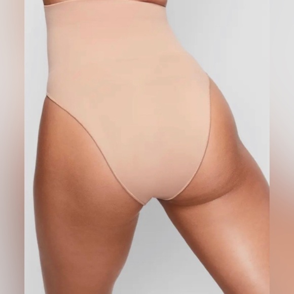 Skims Core Control Brief XXS/XS NWOT - Picture 6 of 6